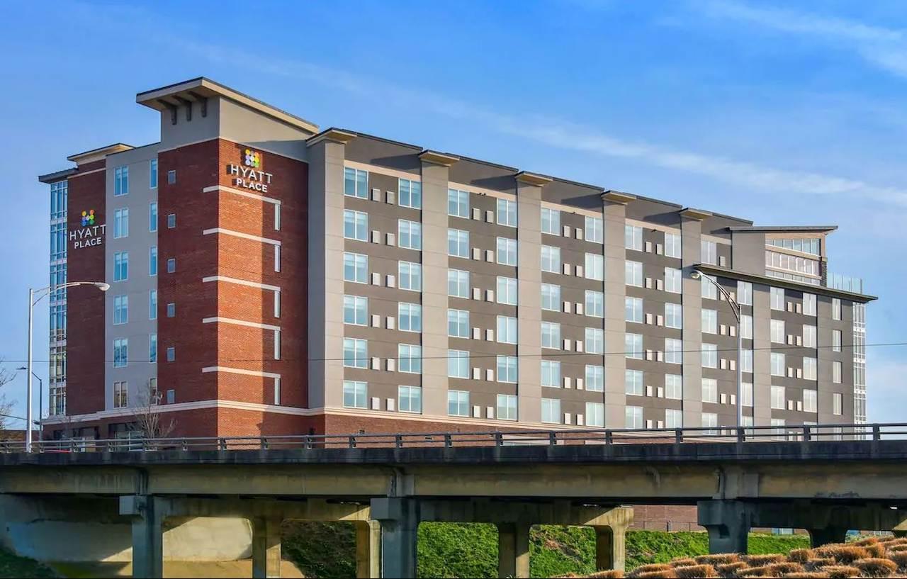 ไฮแอท เพลส แอชวิลล์ ดาวน์ทาวน์ Hotel ภายนอก รูปภาพ